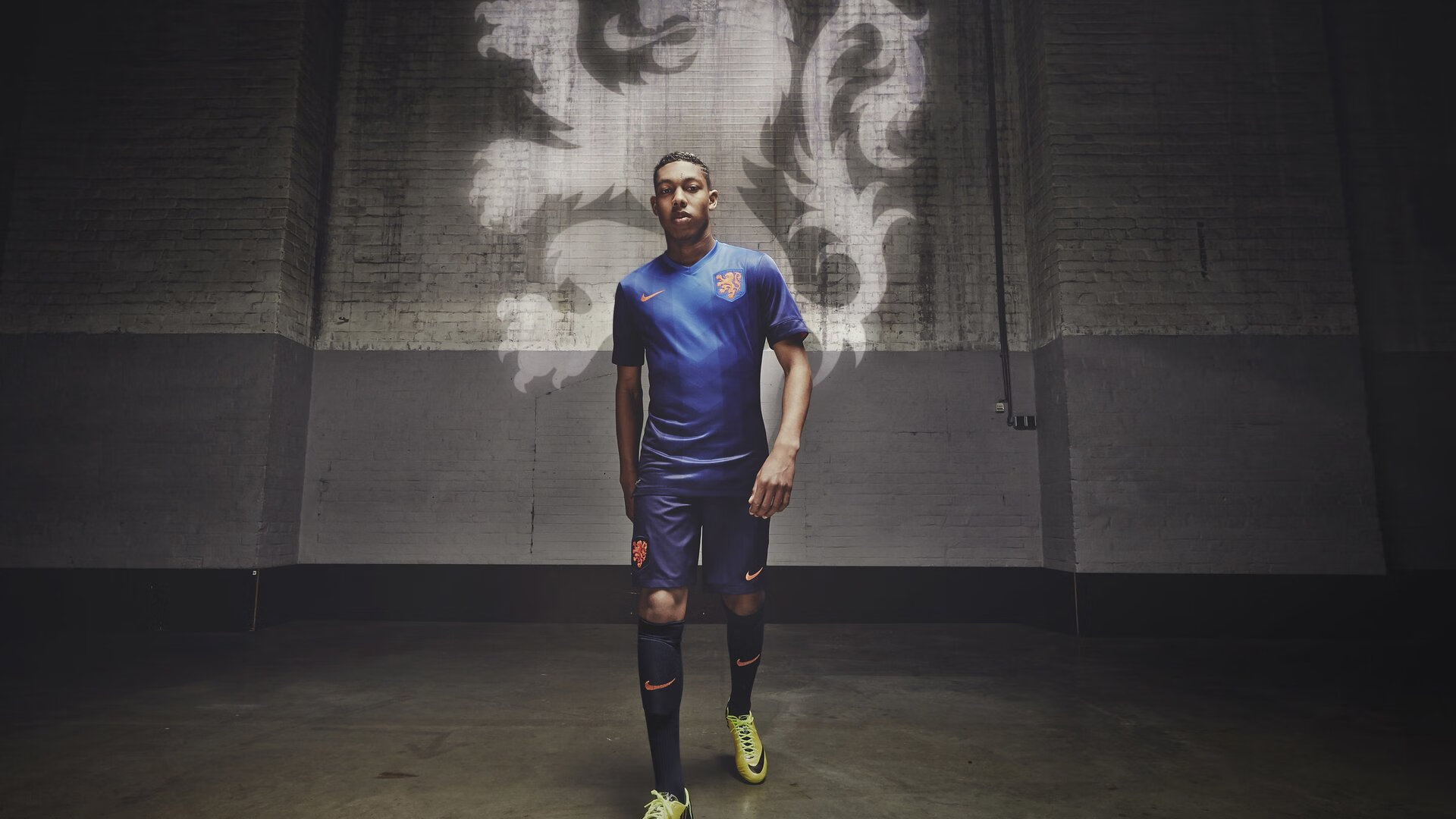 五大联赛是否提倡多节奏训练适配不同类型对手，五大联赛激烈程度