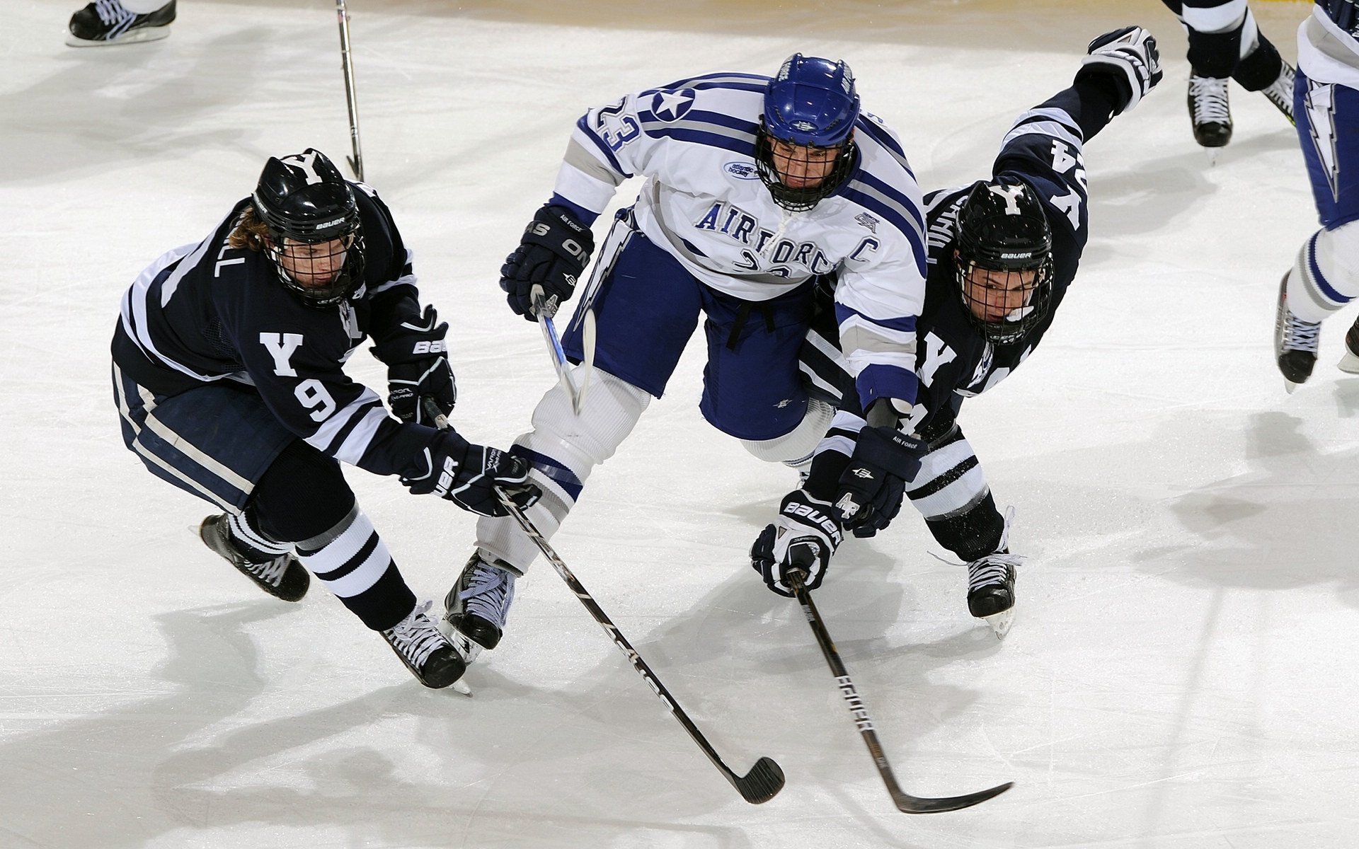 湖畔热战正酣,赛事经济持续升温
