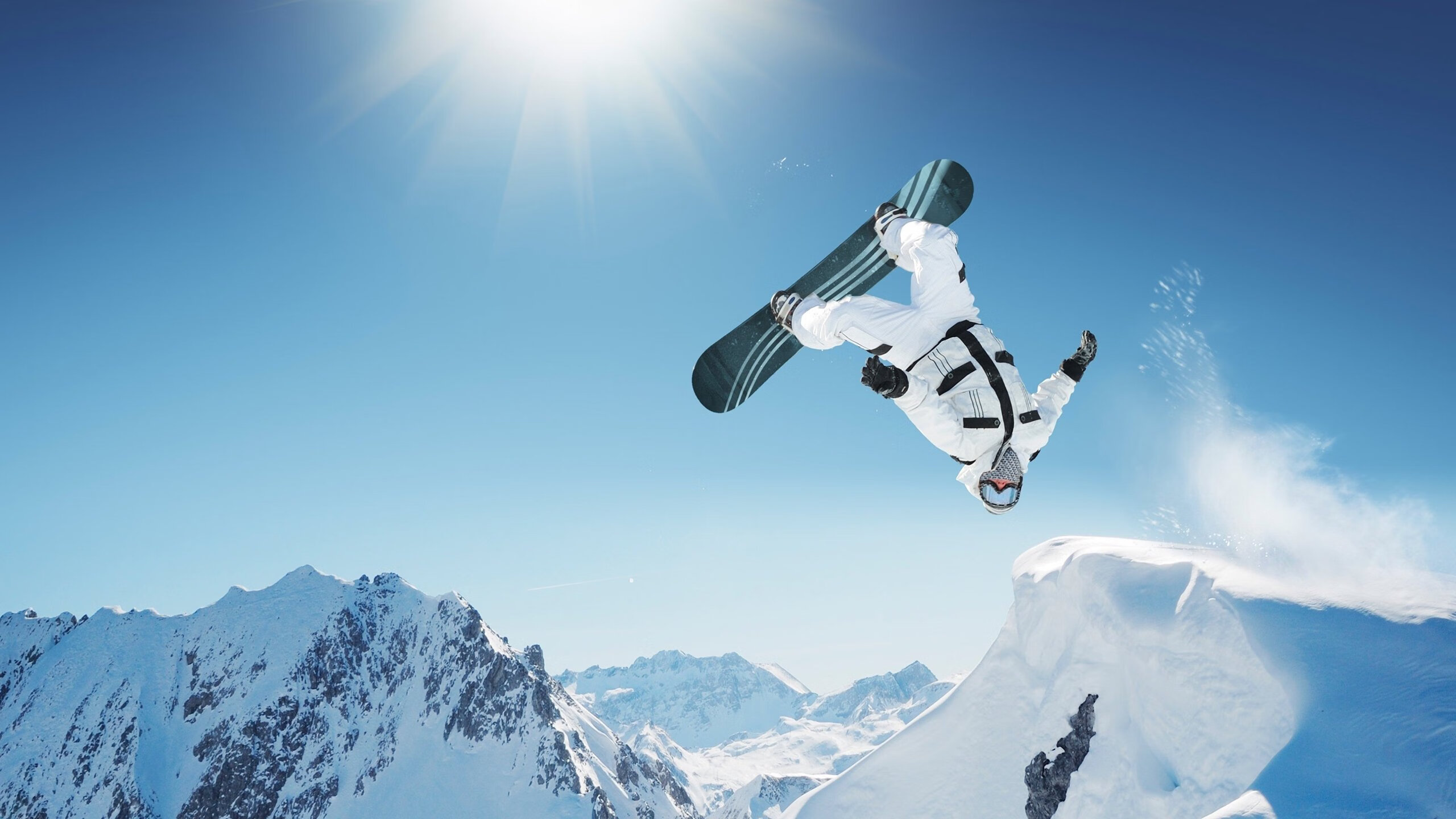 军训献血换假? 校方:纯属误读,学生自愿参与,军训前献血